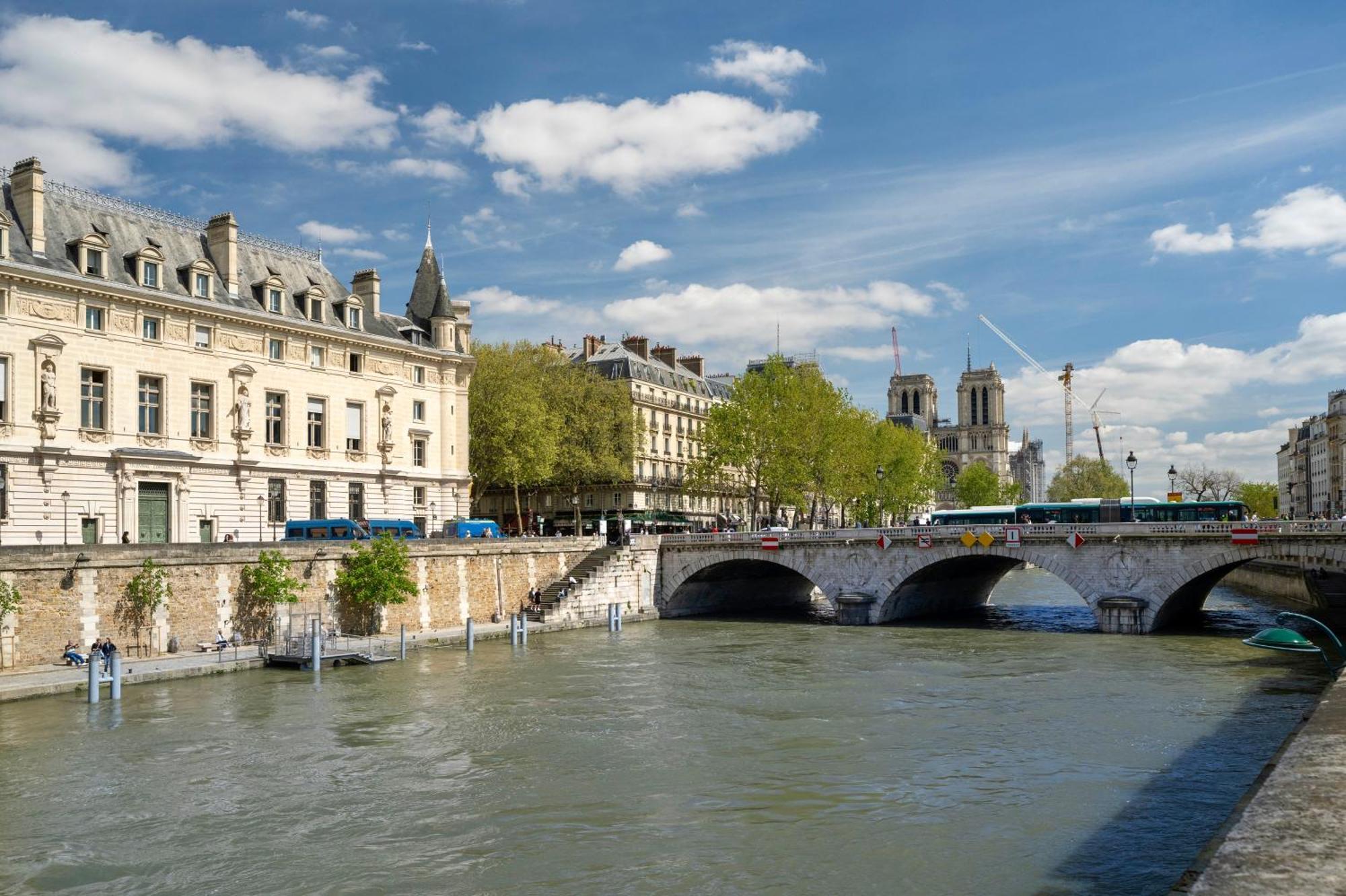 Appartement 30M2 Cosy A 5 Min A Pied Du Musee Du Louvre Paris Luaran gambar