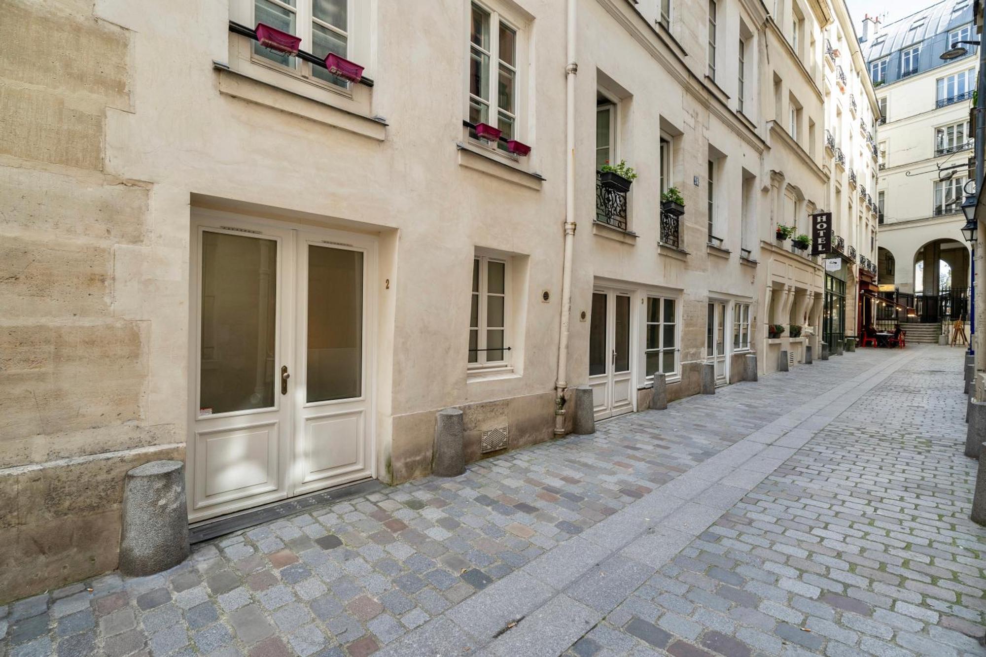 Appartement 30M2 Cosy A 5 Min A Pied Du Musee Du Louvre Paris Luaran gambar